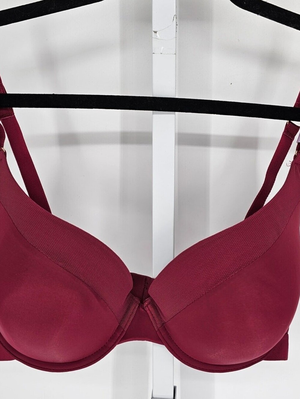 Secret Treasures Womens Sz 36DD Lightly Padded T Shirt Bra Dark Red NEW